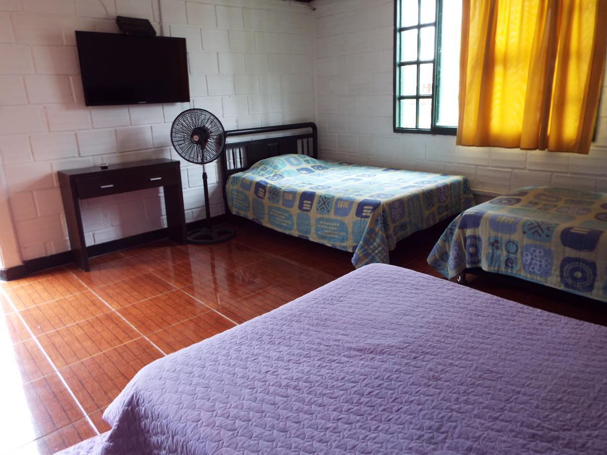Finca El Recreo - El Descanso Montenegro Ngoại thất bức ảnh
